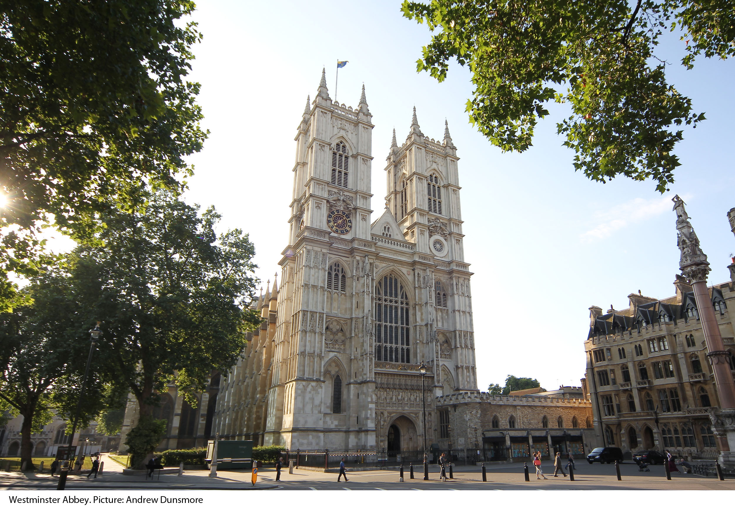 Westminster Abbey 西敏寺閣樓藏身 700 年首度露面