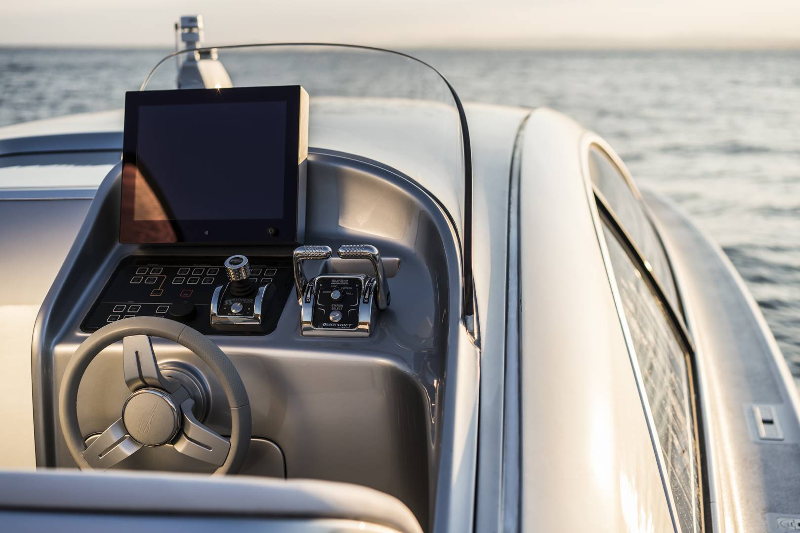 Mercedes-Benz Arrow460 Granturismo