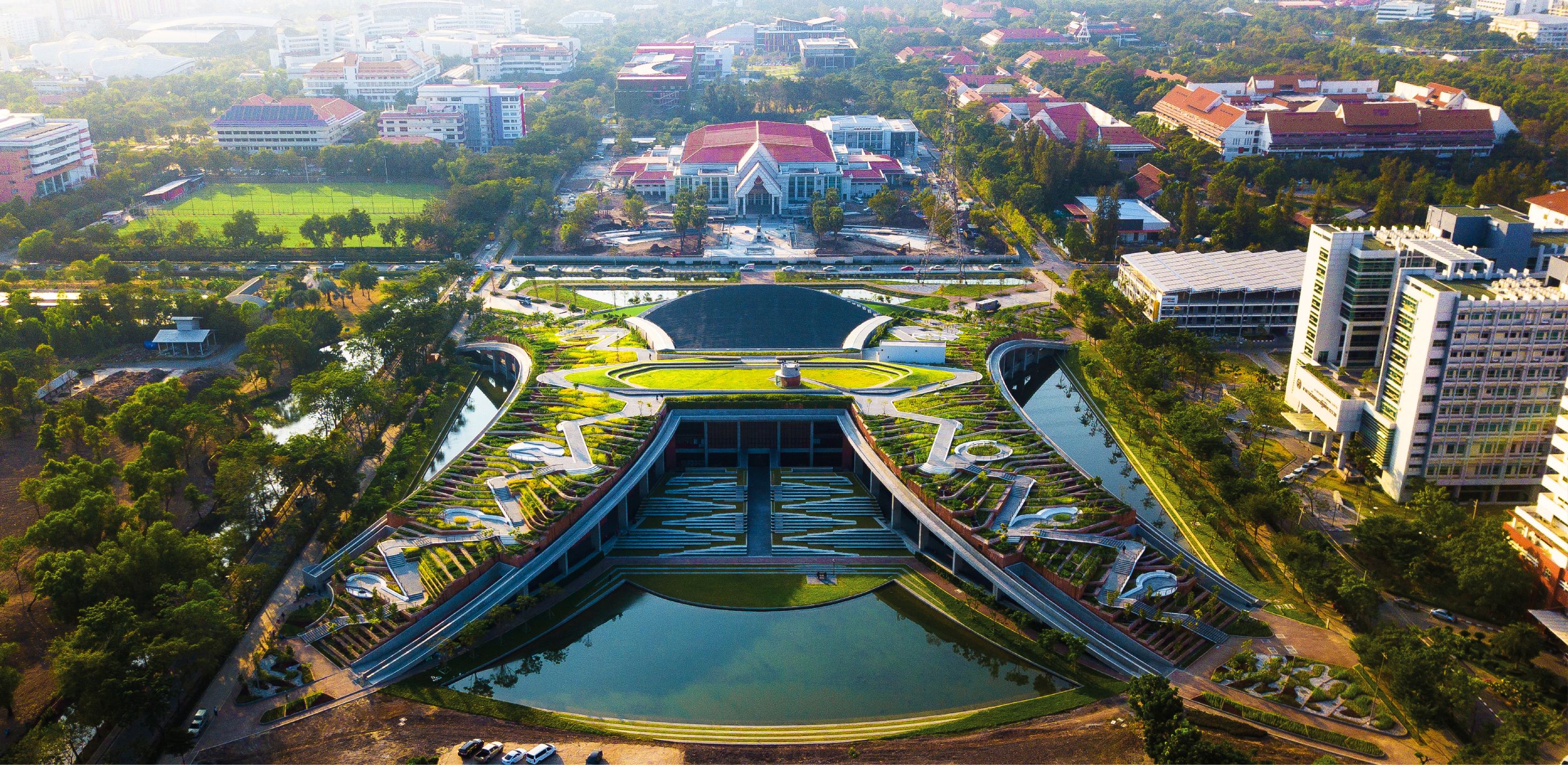 GEOMETRIC. ARCHITECTURE: THAMMASAT UNIVERSITY URBAN ROOFTOP FARM 幾何建築之美 - 亞洲最大屋頂農場